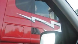 老闆性交金發助理在辦公室的地板上