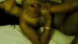 在泳池邊曬日光浴以暴力性行為結束