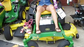 兄弟辛苦地搞砸了他的妹妹