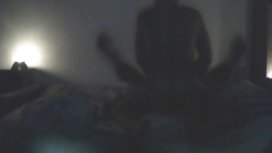 科爾給屁股澆了一個好朋友