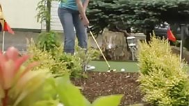 淫蕩的俄羅斯老師誘惑學生做愛