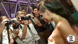 這傢伙做了一個漂亮的女孩yoni按摩，然後亂搞貓的寶貝