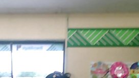 老婊子誘惑和性交年輕的孫女