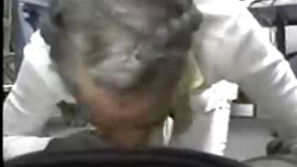 驅逐出惡魔的驅魔人性交豐滿的年輕女士