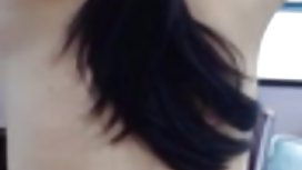 華麗的寶貝與大天然胸部大力亂搞她的男朋友